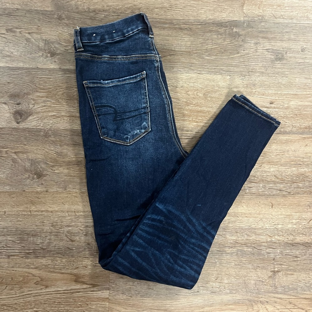 Size 8 American Eagle Curvy Super Hi-Rise jeggings